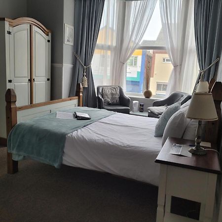 J'S Mayfair Guest House Blackpool Exteriér fotografie