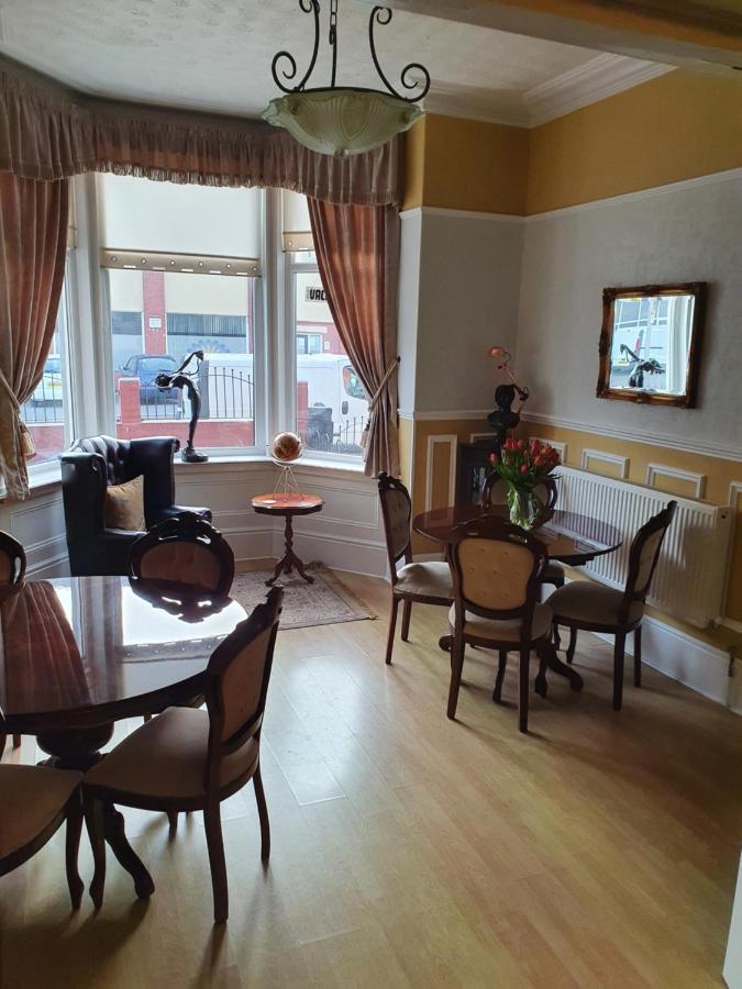 J'S Mayfair Guest House Blackpool Exteriér fotografie