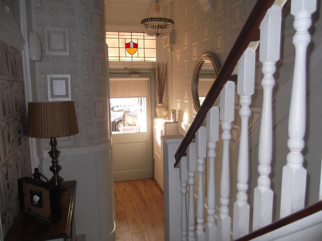 J'S Mayfair Guest House Blackpool Exteriér fotografie